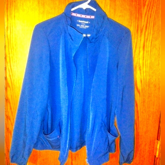 Royal blue scrub jacket like new - Picture 1 of 2
